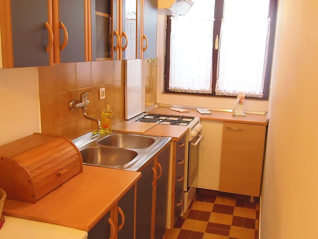 Sunflower Apartment Опатия Стая снимка