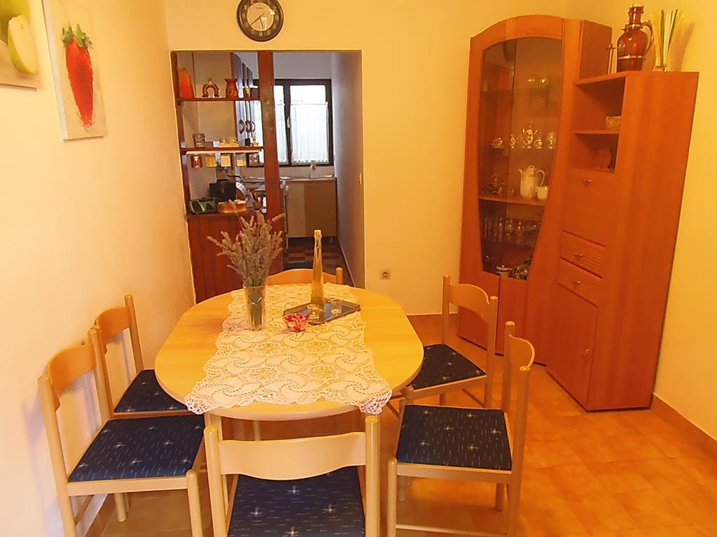 Sunflower Apartment Опатия Стая снимка